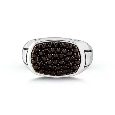 925 silver rectangular ring with black stones. Fast shipping to all parts of the world from Bashasaray within 3 to 5 days. Order now and it will be delivered to your door