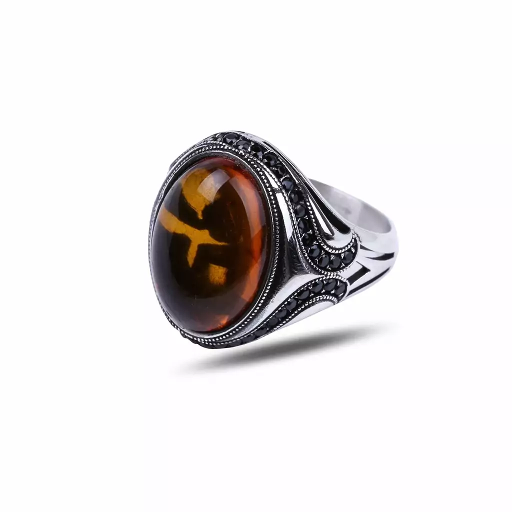 Silver ring with amber stone and zircon, original caliber 925. Fast shipping to all parts of the world from Bashasaray within 3 to 5 days. Order now and it will be delivered to your door